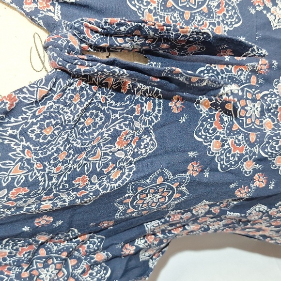 TORRID DRESS SIZE 0. - Picture 4 of 11